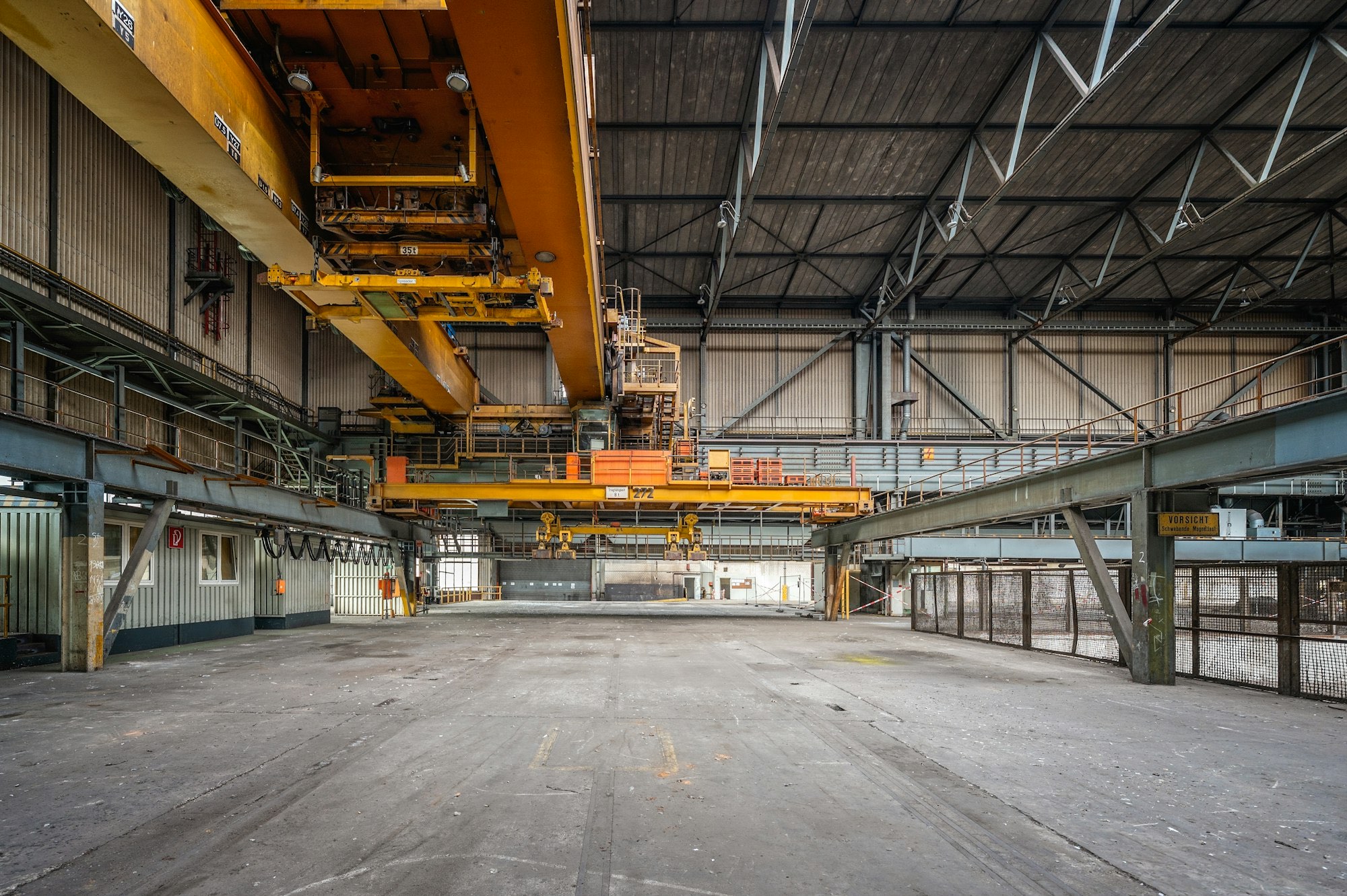 Capannone industriale con carroponte